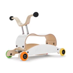 Wishbone Mini-Flip Walker 3-em-1 Branco em modo andarilho e triciclo
