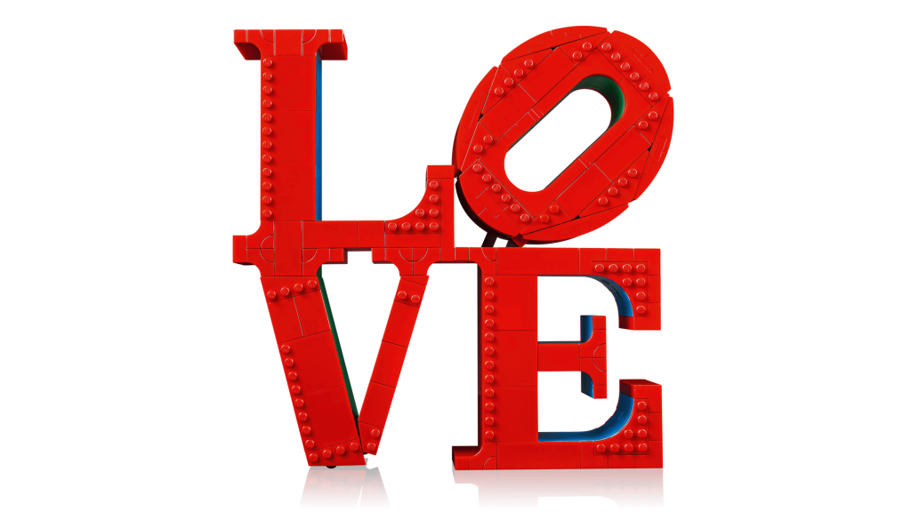 LEGO 31214 LOVE - modelo tridimensional montado em peças. Perspectiva frontal