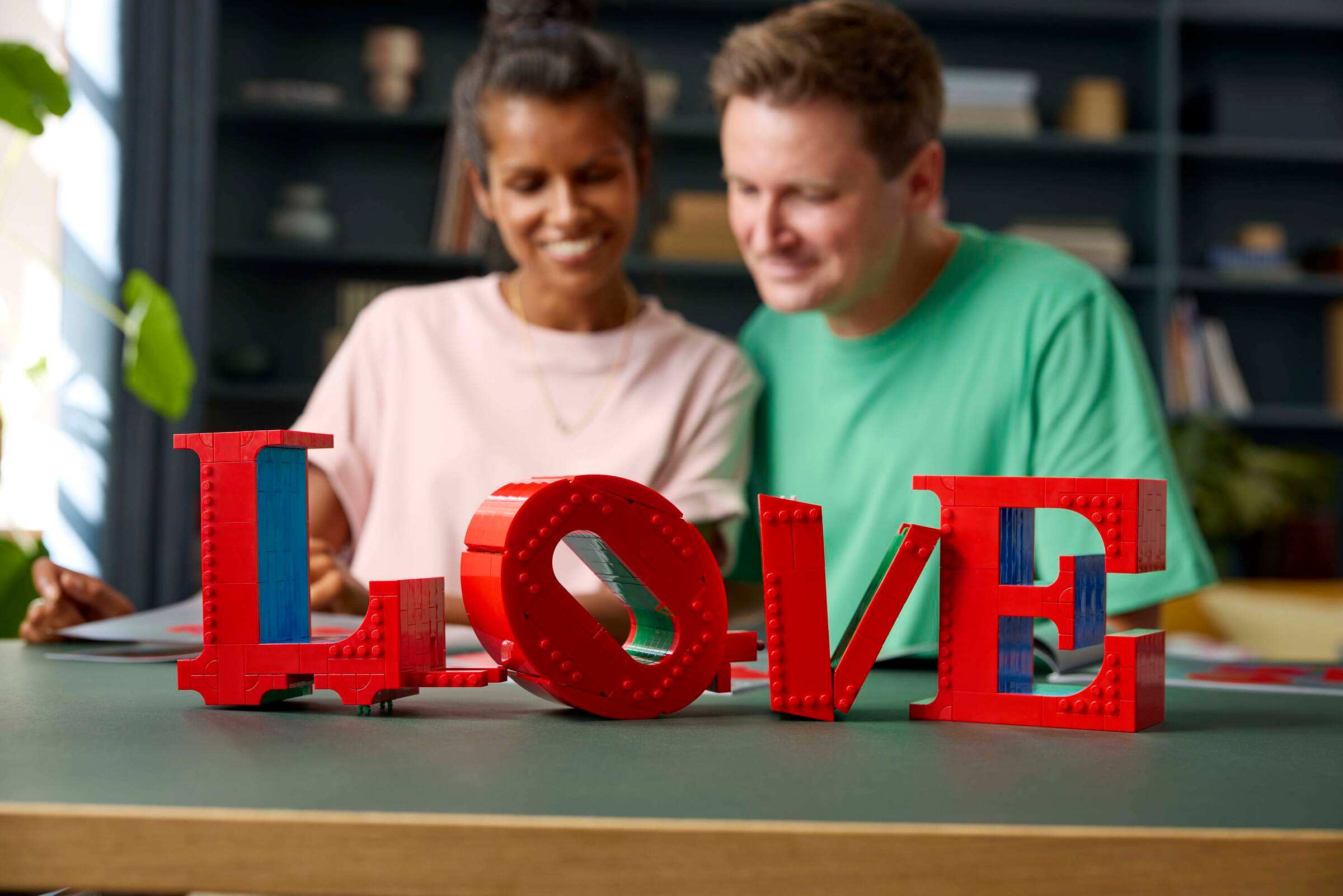 LEGO 31214 - Art - LOVE